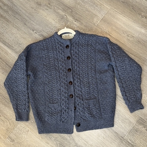 Aran sweater market Irish wool blue chunky knit cardigan sweater XL runs small - Picture 15 of 16